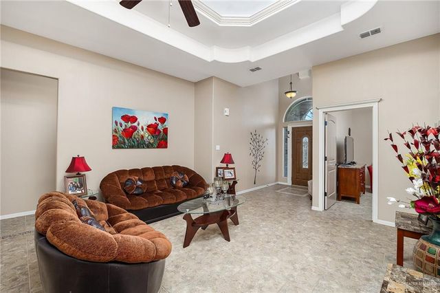1719 N Oklahoma Avenue, Weslaco, TX 78599