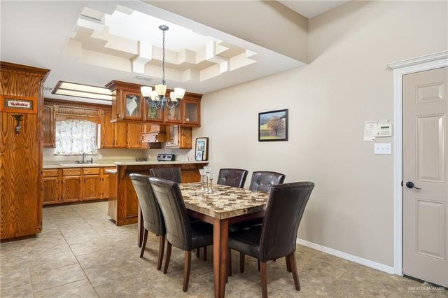 1719 N Oklahoma Avenue, Weslaco, TX 78599