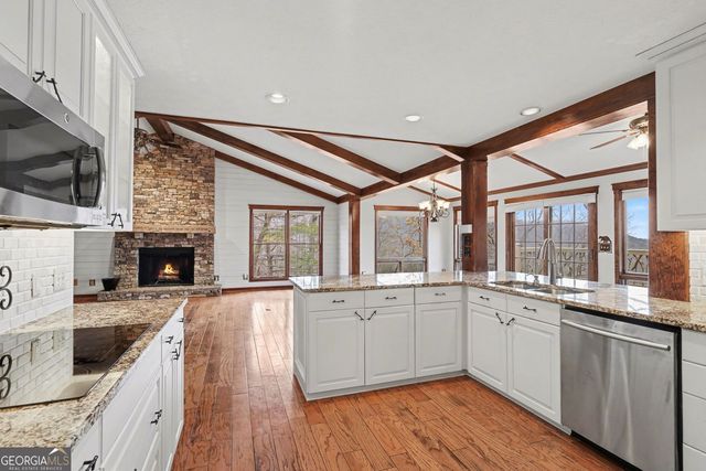 2136 Ridgeview Drive, Big Canoe, GA 30143