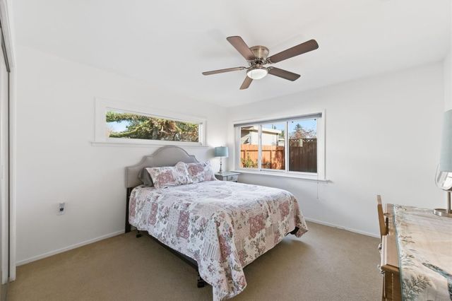 976 2nd Avenue, Redwood City, CA 94063