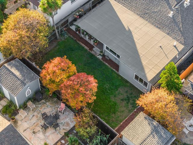 976 2nd Avenue, Redwood City, CA 94063