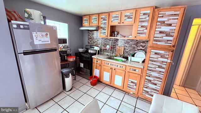 4348 50 N MARSHALL ST, Philadelphia, PA 19140