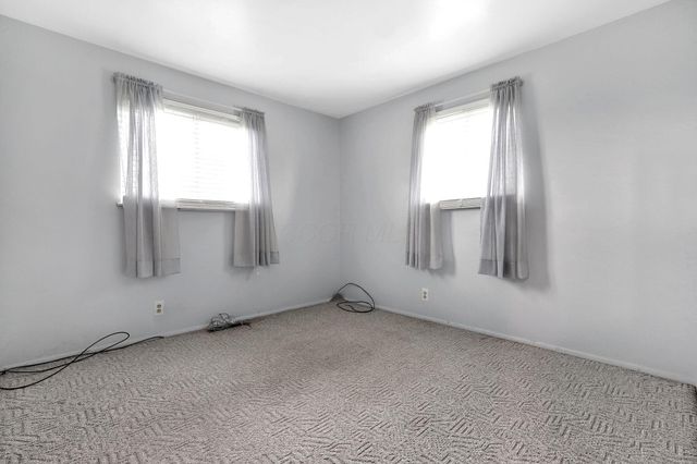 183 S 36th Street, Newark, OH 43055