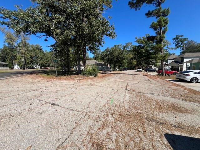 24604 Pools Creek Way, Huntsville, TX 77320