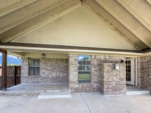 12 Weaver Circle, Vilonia, AR 72173