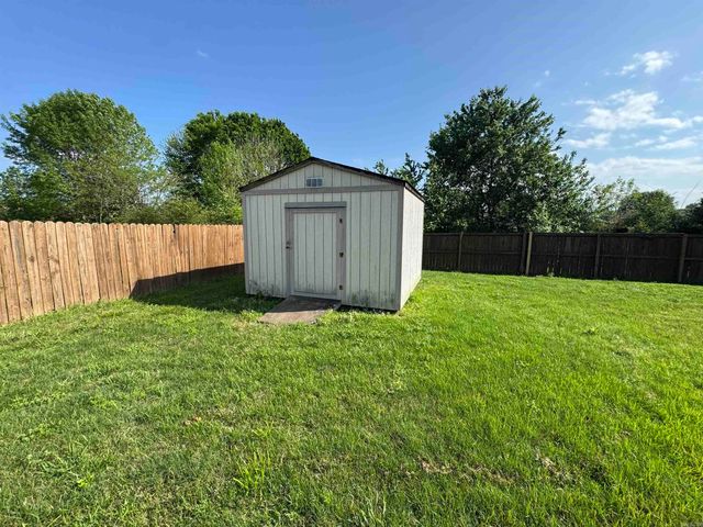 12 Weaver Circle, Vilonia, AR 72173