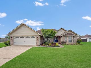 12 Weaver Circle, Vilonia, AR 72173