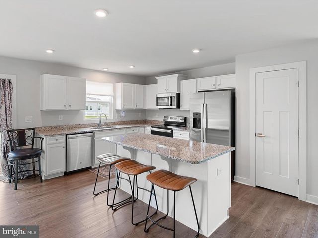 258 ALEZACH DR, Dover, DE 19901