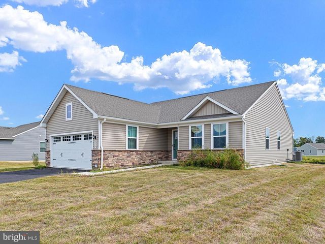 258 ALEZACH DR, Dover, DE 19901