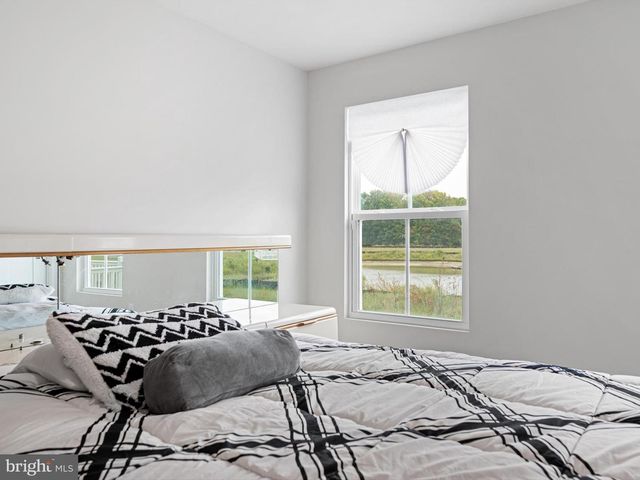 258 ALEZACH DR, Dover, DE 19901