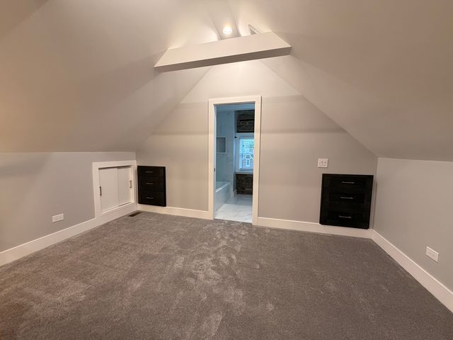 2227 W 21st Street 2F, Chicago, IL 60608