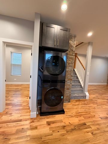 2227 W 21st Street 2F, Chicago, IL 60608