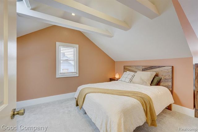 331 Edgewood Place, Ferndale, MI 48220