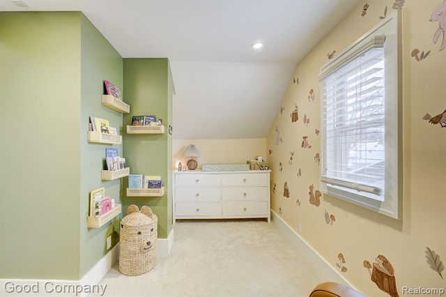 331 Edgewood Place, Ferndale, MI 48220