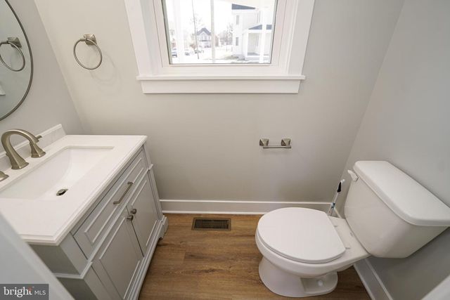 111 E JEWELL ST, Delmar, DE 19940