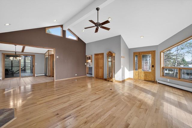 7116 Twin Sunset Road, Middleton, WI 53562