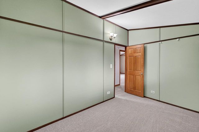 7116 Twin Sunset Road, Middleton, WI 53562