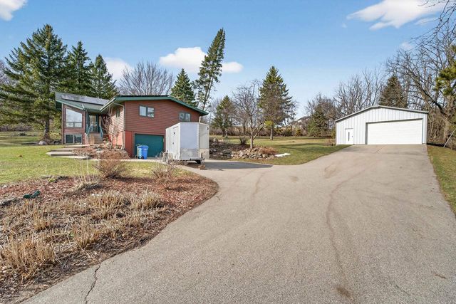 7116 Twin Sunset Road, Middleton, WI 53562