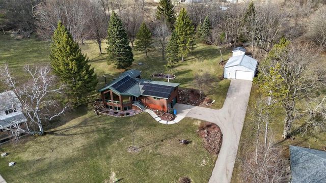 7116 Twin Sunset Road, Middleton, WI 53562