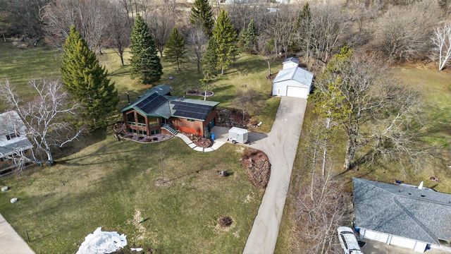 7116 Twin Sunset Road, Middleton, WI 53562