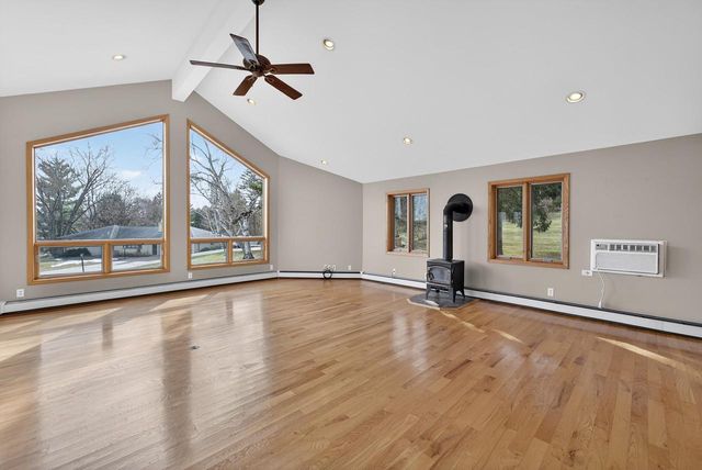 7116 Twin Sunset Road, Middleton, WI 53562