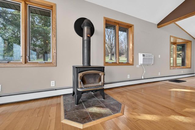 7116 Twin Sunset Road, Middleton, WI 53562