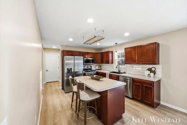 4025 Timberland Drive Se, City Of Grand Rapids, MI 49508