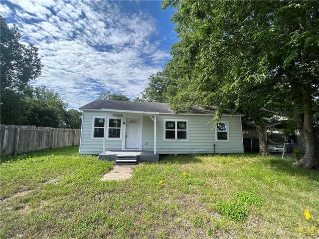 915 West 28th Street, Bryan, TX 77803