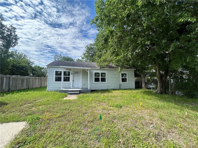 915 West 28th Street, Bryan, TX 77803