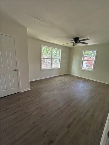 915 West 28th Street, Bryan, TX 77803
