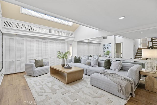 1510 W Oceanfront, Newport Beach, CA 92663