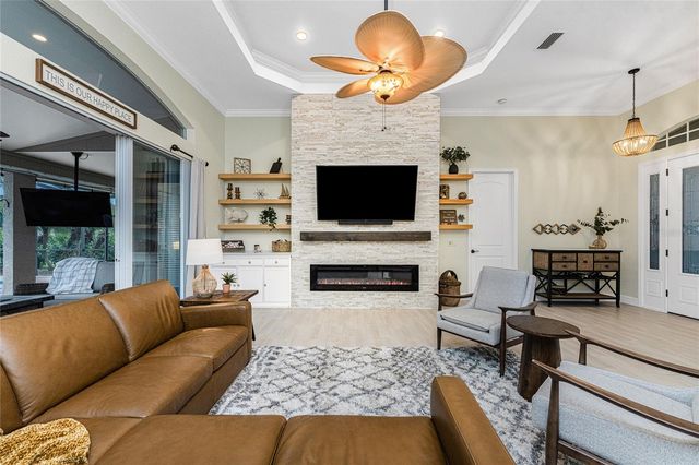 291 ROTONDA BOULEVARD E, Rotonda West, FL 33947