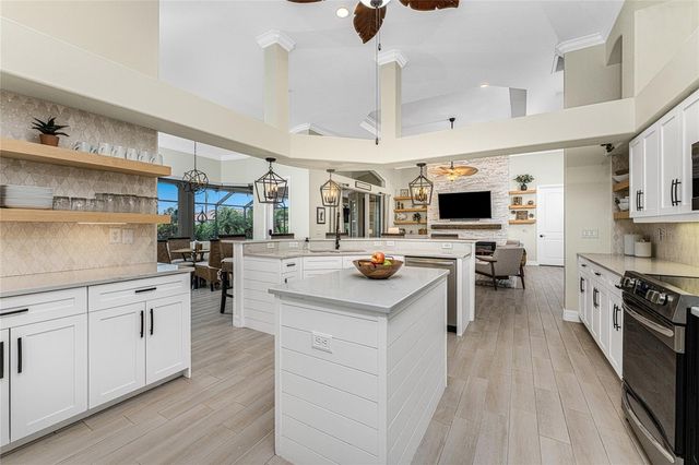 291 ROTONDA BOULEVARD E, Rotonda West, FL 33947