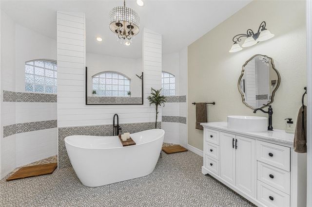 291 ROTONDA BOULEVARD E, Rotonda West, FL 33947