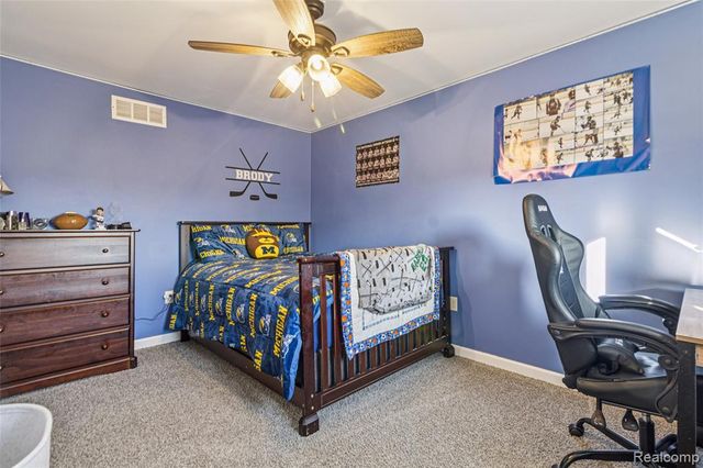 715 Cape Cod 1, South Lyon, MI 48178