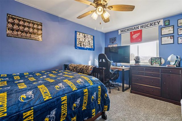 715 Cape Cod 1, South Lyon, MI 48178