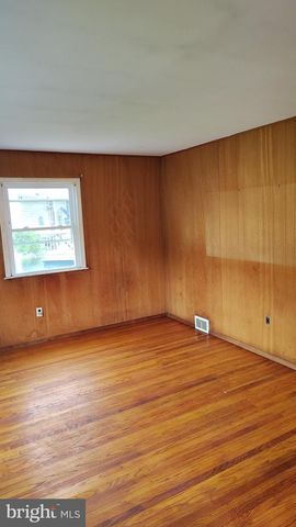 605 RAWS AVE, Somerdale, NJ 08083