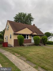 605 RAWS AVE, Somerdale, NJ 08083
