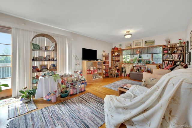 309 Pelham Road, New Rochelle, NY 10805