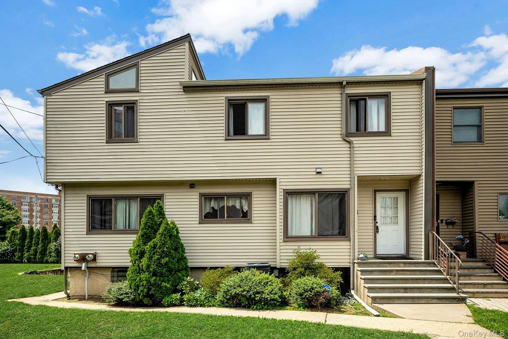309 Pelham Road, New Rochelle, NY 10805