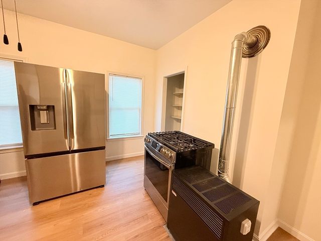 6 South Ward St., 1, Worcester, MA 01610