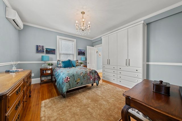 6 Linden St 2, Salem, MA 01970