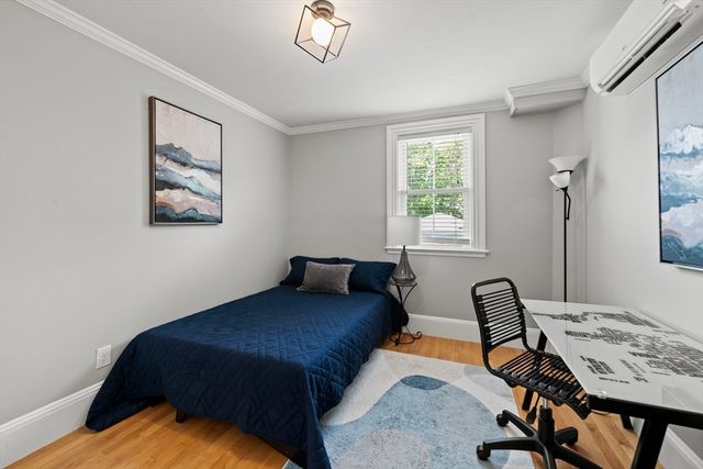6 Linden St 2, Salem, MA 01970