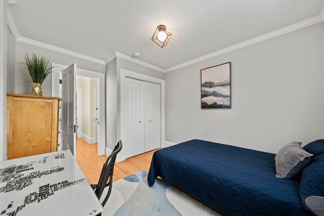 6 Linden St 2, Salem, MA 01970
