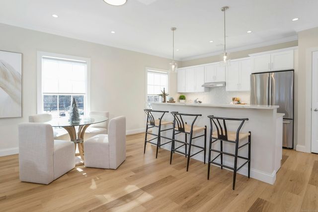 440 Heights Road 210, Darien, CT 06820