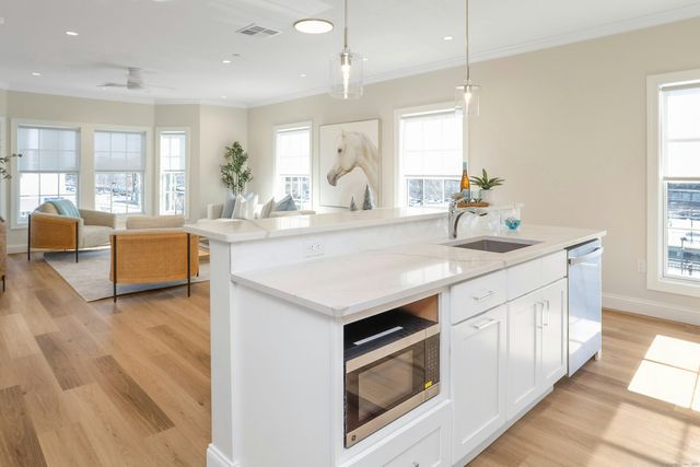 440 Heights Road 210, Darien, CT 06820