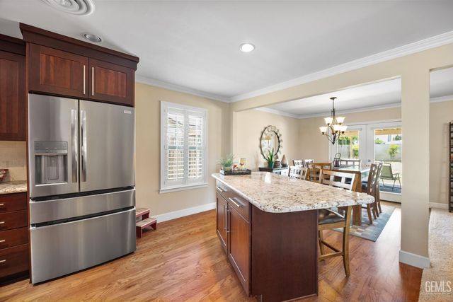 10413 Lonon Avenue, Bakersfield, CA 93312