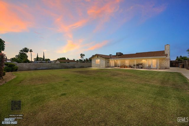 10413 Lonon Avenue, Bakersfield, CA 93312