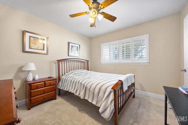 10413 Lonon Avenue, Bakersfield, CA 93312