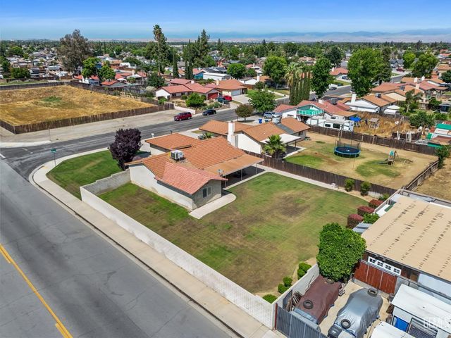 10413 Lonon Avenue, Bakersfield, CA 93312